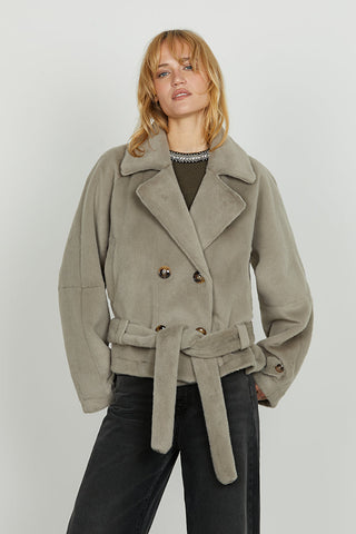 Pelliccia CLEOM eco manica lunga doppio pettocon alette più tasche più cintura art. RDA2505009028 Donna Relish Autunno Inverno 2025/2026