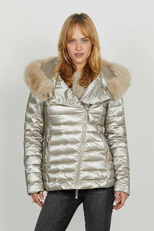 Piumino PYLEM manica lunga con ts più zip trasv. Con capp. Più ecopelle staccabile effetto satin art. RDA2505010023 Donna Relish Autunno Inverno 2025/2026