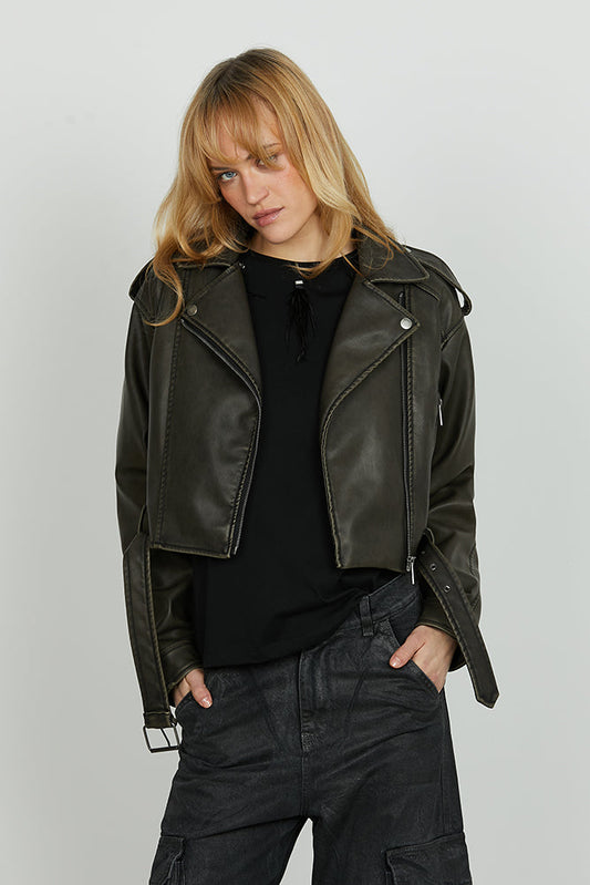 Giubbino ABIGAL manica lunga spalla scesa con zip più tasche più cintura ecopelle art. RDA2505299064 Donna Relish Autunno Inverno 2025/2026