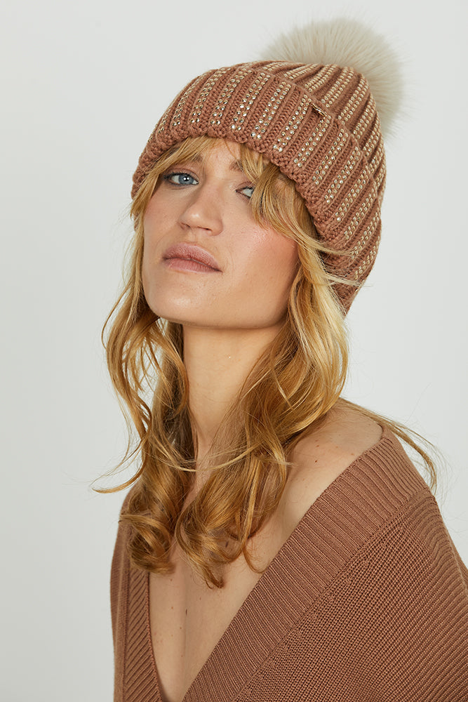 Cappello LUCCIOLA con risvolto più lav.coste più strass più pon pon art. RDA2508069031 Donna Relish Autunno Inverno 2025/2026