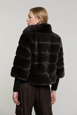 Pelliccia MARILA eco manica lunga con polsi costina + bott.gioiello - RDA2605009010 - Relish Autunno/Inverno 2026