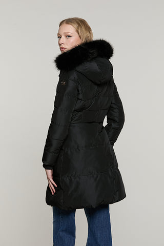 Piumino BALTOS manica lunga con polsi costina + cappuccio + collo ecopelliccia + zip + ts - RDA2605009024 - Relish Autunno/Inverno 2026