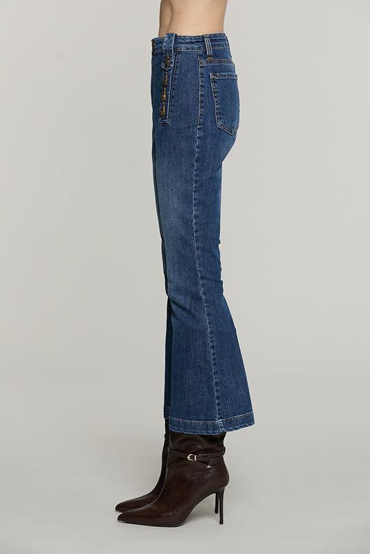 Panta PALENCIA_CROP vita alta con passanti punta + dettaglio bottoni denim - RDA2607016040 - Relish Autunno/Inverno 2026