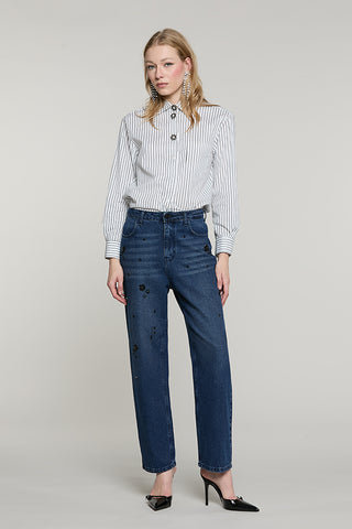 Panta CARLA_BLUE vita media baggy fit con castoni + pietre denim blue - RDA2607033036 - Relish Autunno/Inverno 2026