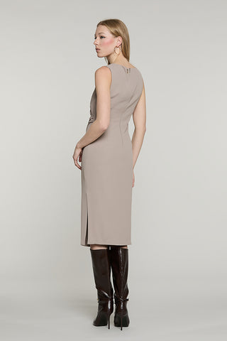Abito ALAINA midi senza maniche con pieghe + fibbia + spacco - RDA2609006009 - Relish Autunno/Inverno 2026