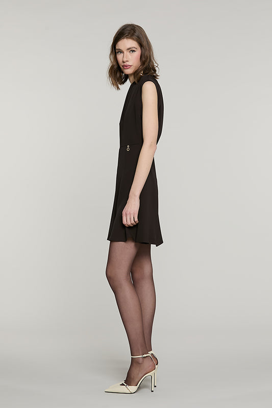 Abito LEMKE corto senza maniche con pieghe + goccia schiena + gonna campana - RDA2609006031 - Relish Autunno/Inverno 2026