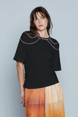 T-Shirt TORRENTE M/M con Applicazione Catene più Arriccio Fianco art. RDP2501033022 Donna Relish Primavera Estate 2025