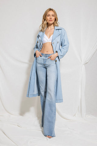 Gabardina BLANCA_20 M/L sin forro con aplicaciones de pedrería, bolsillos y cinturón. Diseño vaquero. RDP2505033004 Mujer Relish Primavera Verano 2025