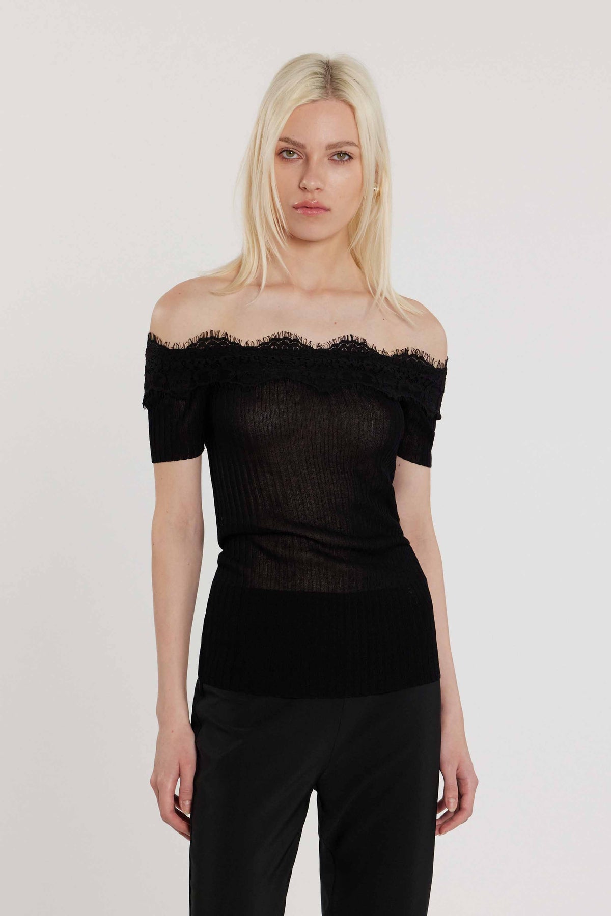 Maglia HAIFI maniche corte scollo barca con inserti pizzo costina art. RDP2602054023 Donna Relish Primavera Estate 2026