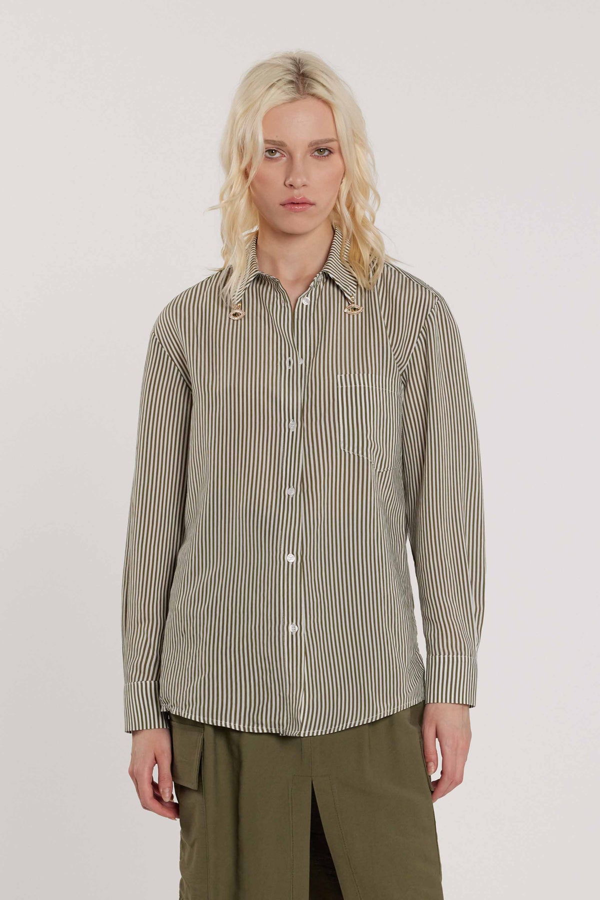 Camicia ARDITI maniche lunghe con tasca a punta più spille occhio con strass righe art. RDP2603033043 Donna Relish Primavera Estate 2026