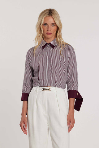 Camicia MAJADAR corta maniche tre quarti con polso volant più doppio colletto più apertura sulla schiena art. RDP2603033044 Donna Relish Primavera Estate 2026