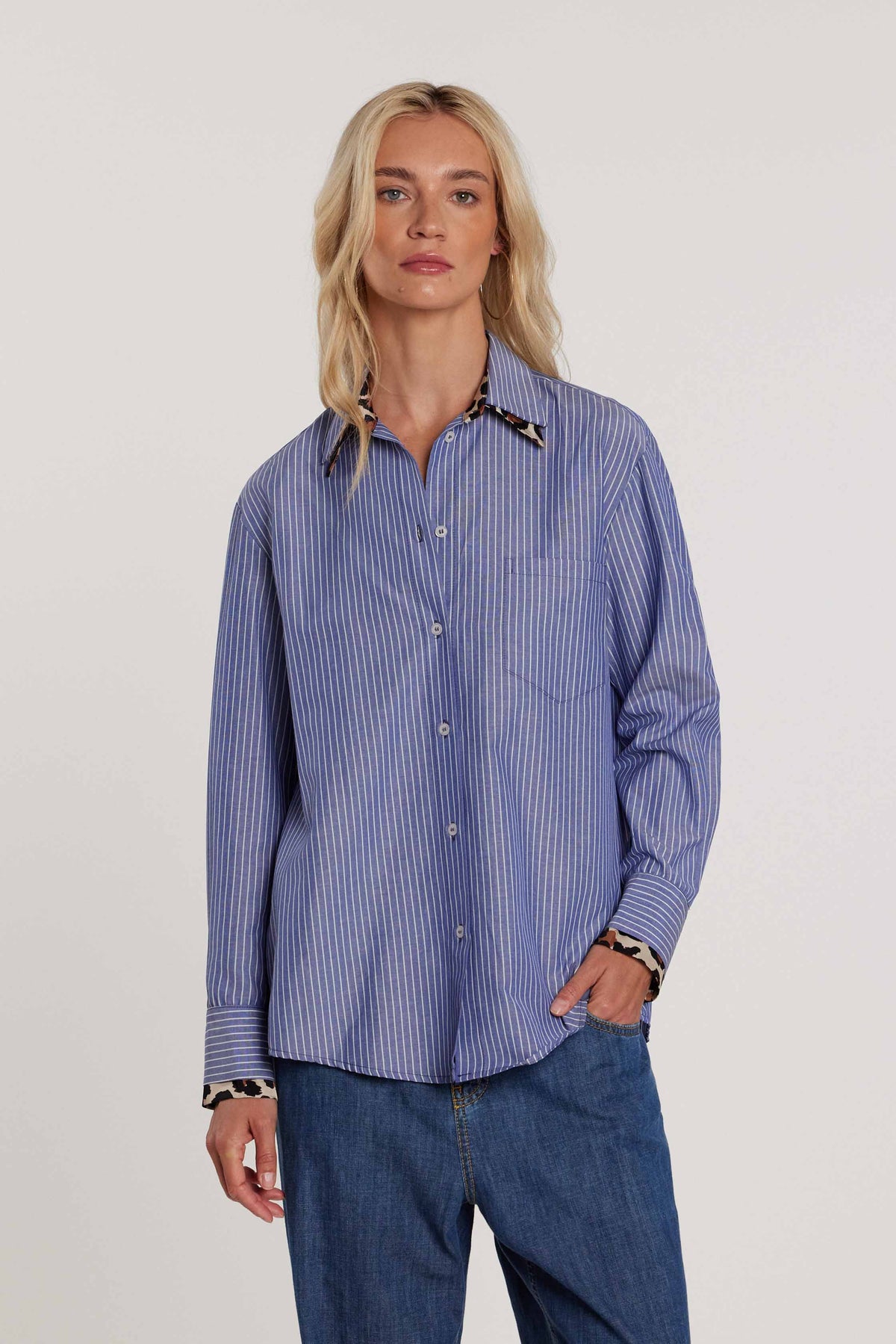 Camicia MARTINE maniche lunghe con doppio polso più fantasia animalier più tasca a punta righe art. RDP2603033045 Donna Relish Primavera Estate 2026