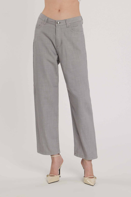 Pantalone CARLA_32 vita media cinque tasche con applicazioni strass laterali baggy fit grey cotone art. RDP2607033015 Donna Relish Primavera Estate 2026