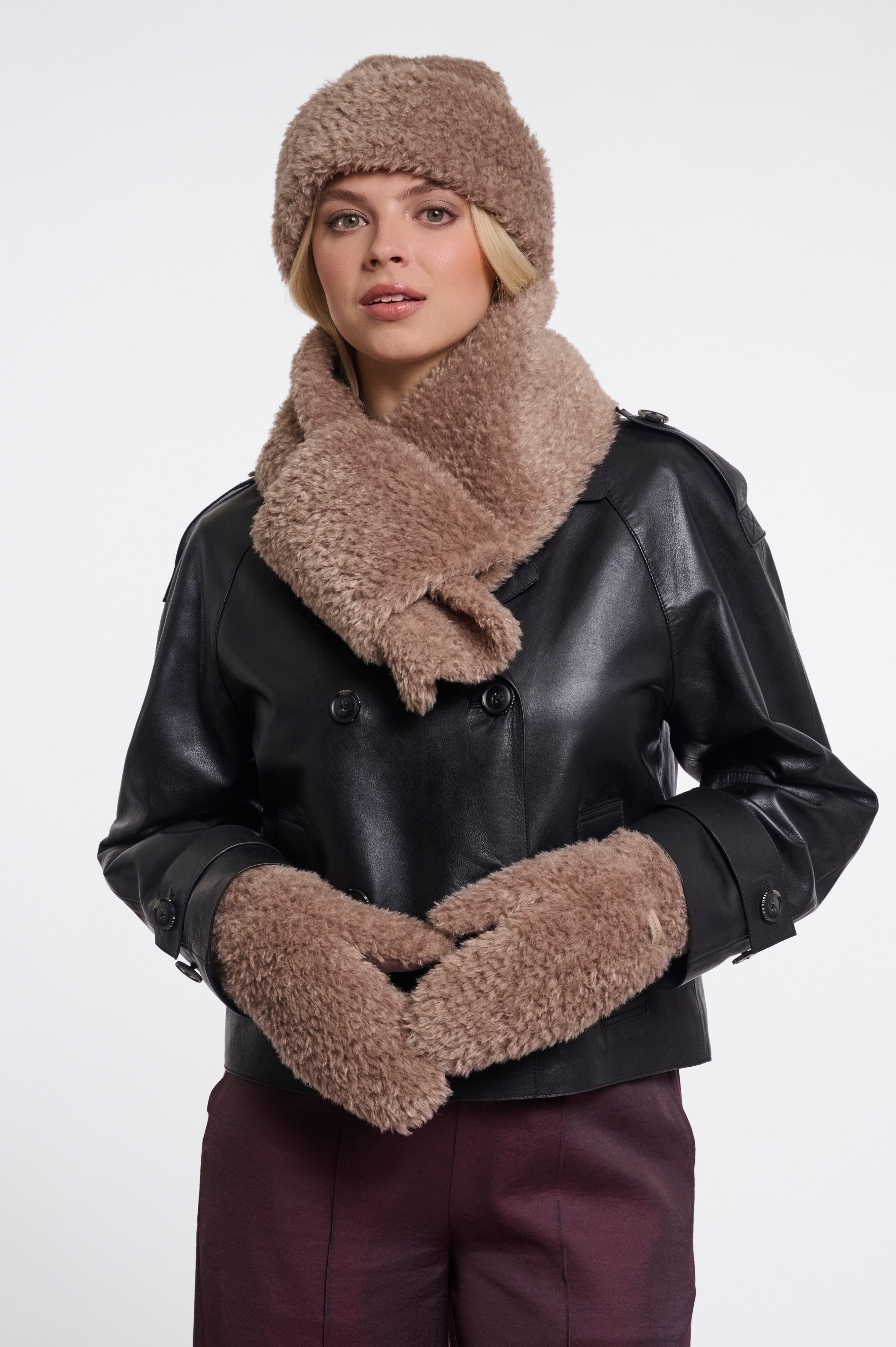 Muffole donna art. Rin Rino & Pelle Mocha latte