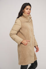 Piumino ecopelliccia ROUKE MIDI LENGTH FAUX FUR COAT WITH PADDED SLEEVES Rino & Pelle Autunno Inverno 2024/25 Sand