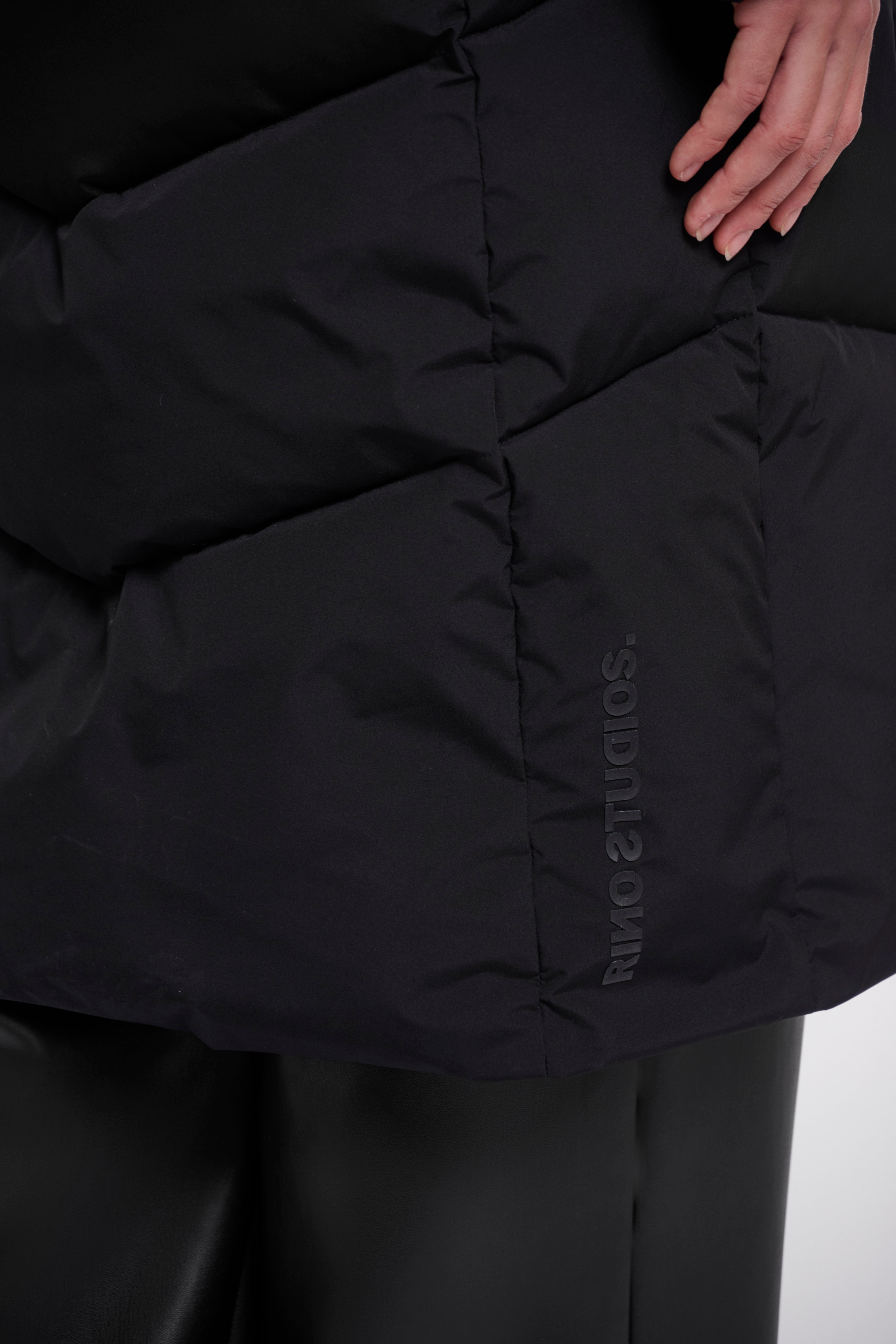 Piumino donna art. Zendaya Rino & Pelle Black