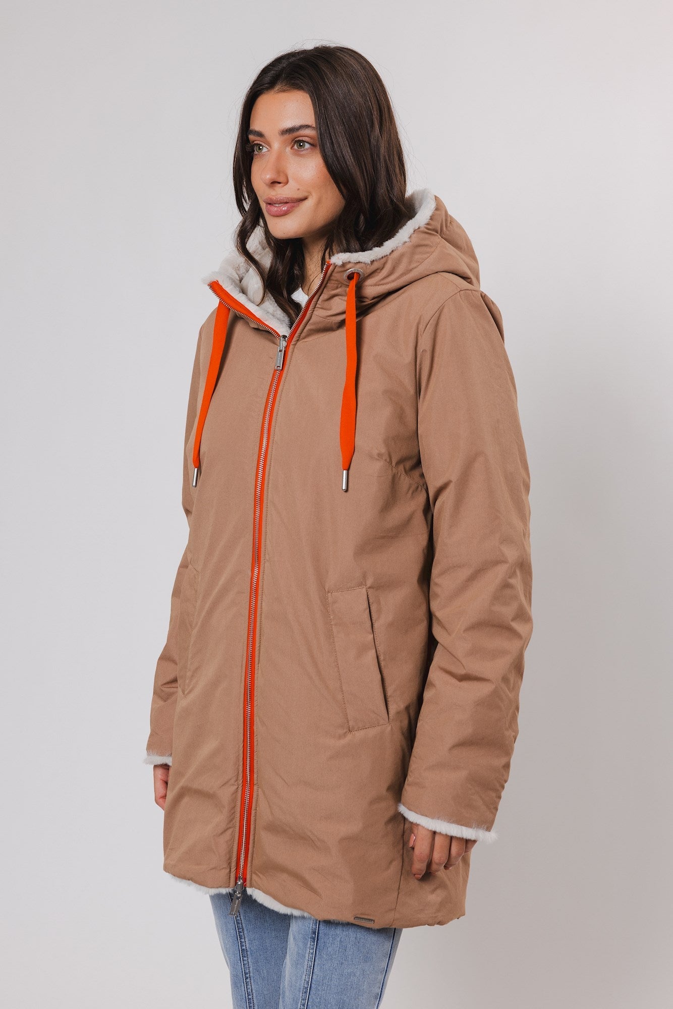 Cappotto JAVIN REVERSIBLE HOODED COAT WITH FAUX FUR LINING - Rino & Pelle - Autunno Inverno 2024/25 - Twig and birch - Denny Store