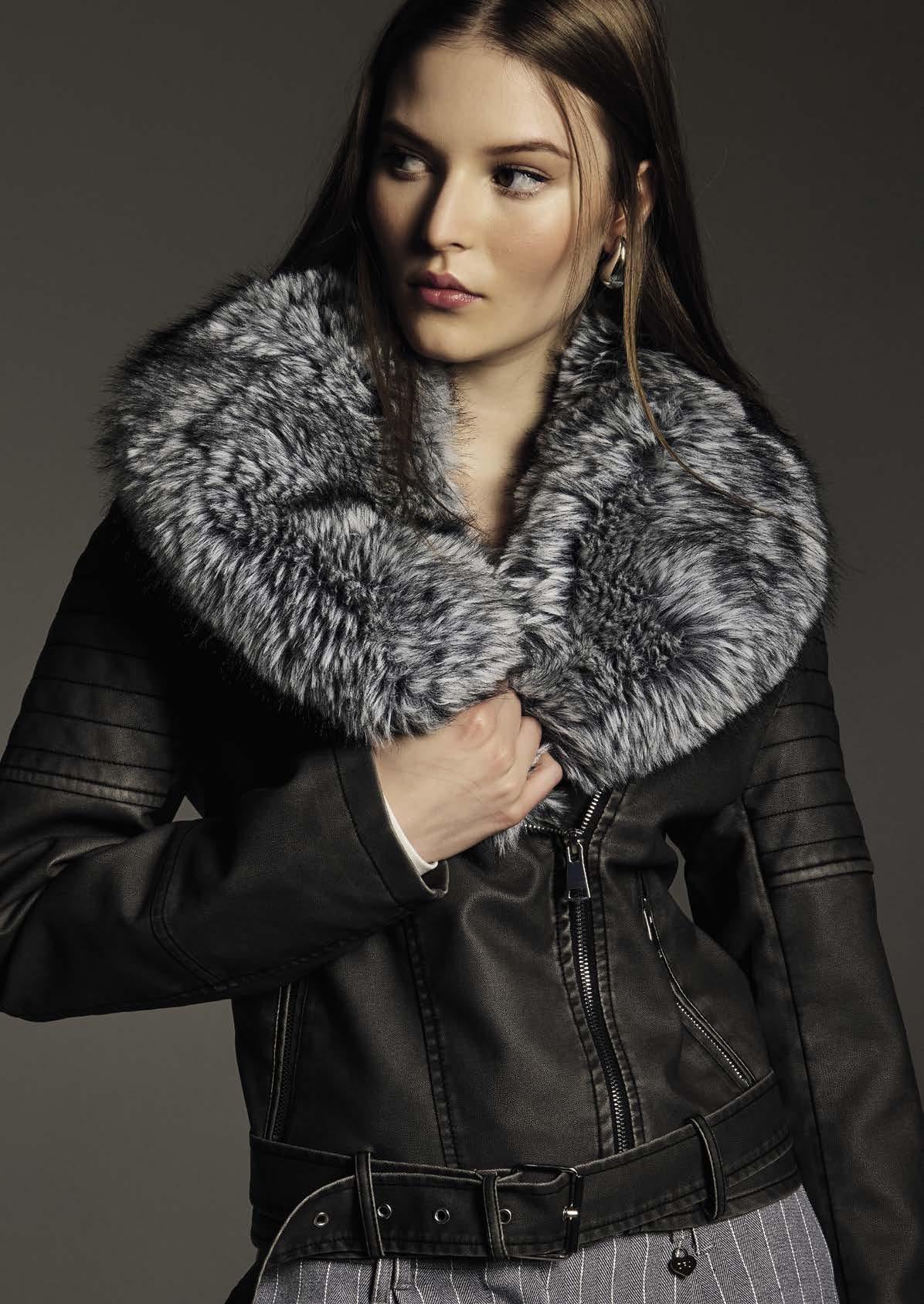 Chaqueta - art. 511DD35026 - Denny Rose Primavera Verano 2025 Mujer
