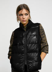 Gilet Corto Imbottito In Vernice - Lola Casademunt Autunno/Inverno 2024/25 - LF2401019