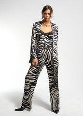 Blazer in raso stampa zebra  - Lola Casademunt Autunno/Inverno 2024/25 - LF2402008